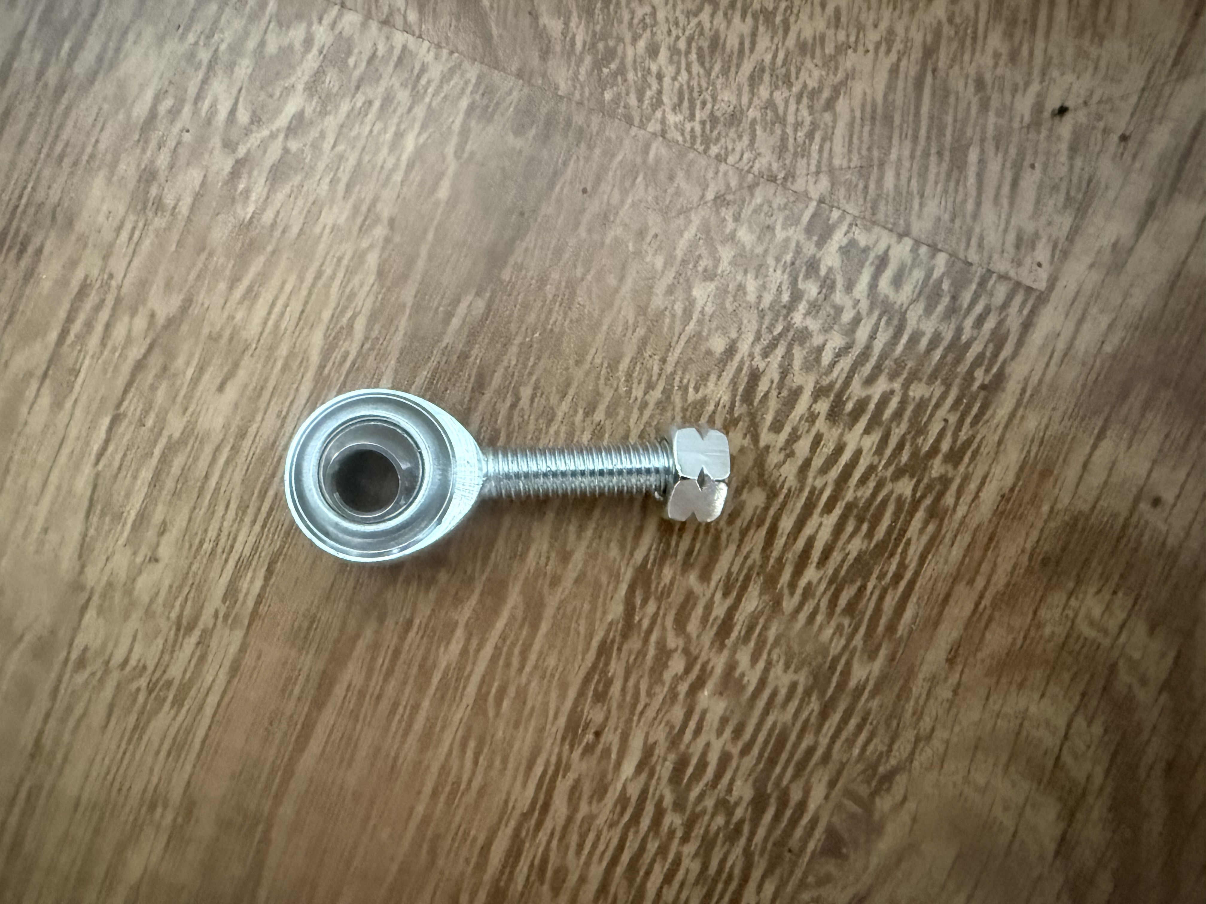 KUGELKOPF links o. rechts M8 AUSSENGEW. MIT MUTTER
